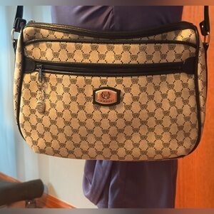 Vintage VR Classic Stylish Monogram Rare Hard To Find Retro Crossbody Bag